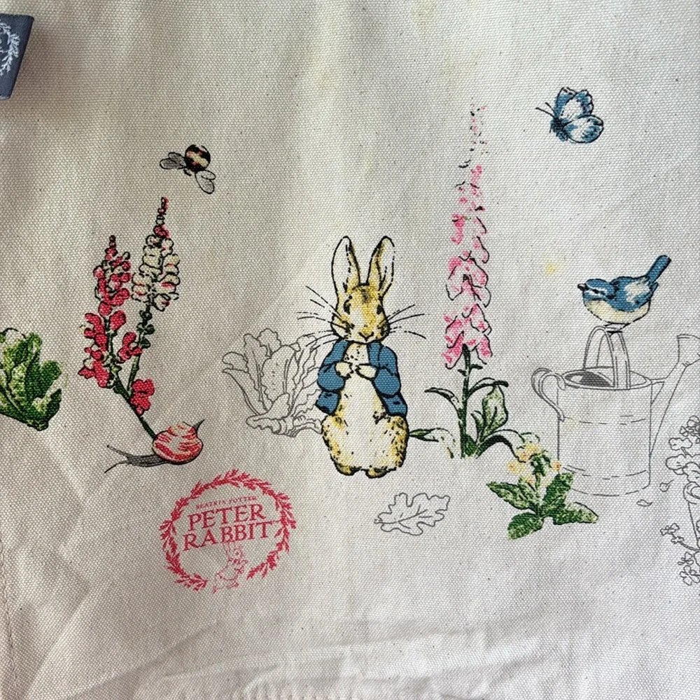 Beatrix Potter 100% cotton tea towel. EUC. good thicker cotton! - Picture 1 of 6